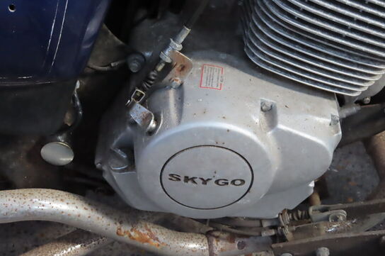 Motorcykel LIFAN LF250-4