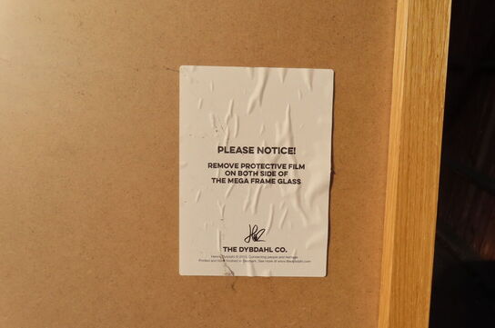 3 malerier, 2 rullevogne, haveredskaber og 2 blomster