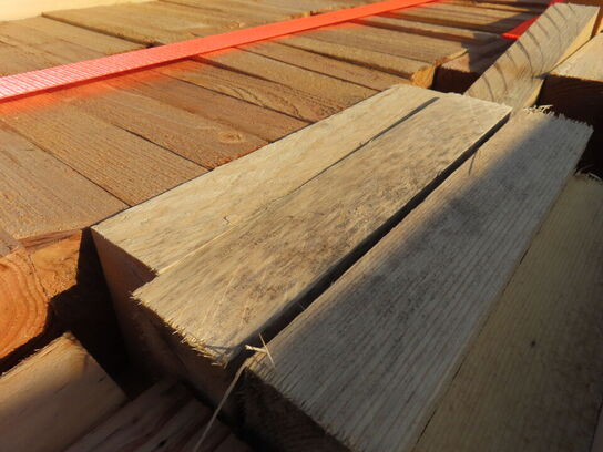 Palle med diverse træklodser