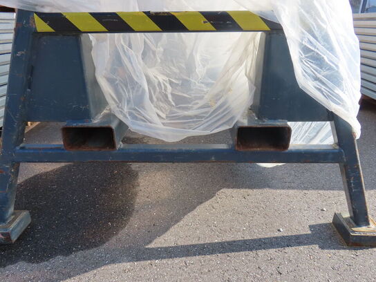 Papirruller samt stativ