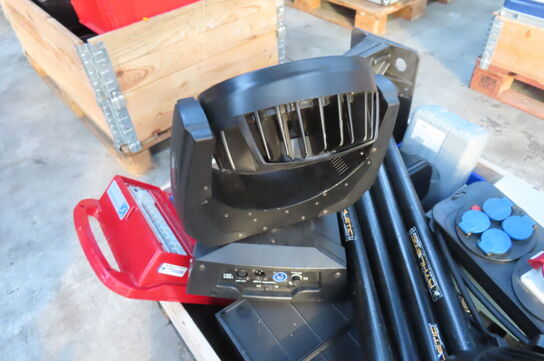 Palle med diverse lamper, B&O tonegenerator mv.