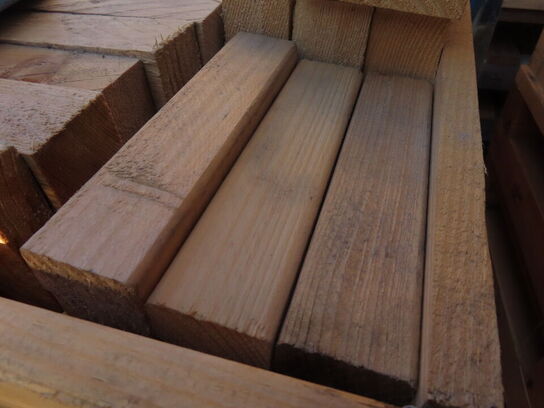 Palle med diverse træklodser