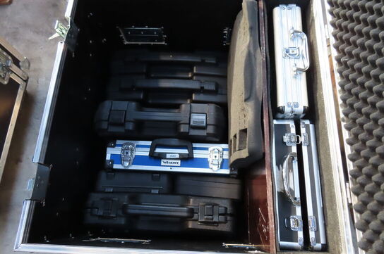 Flightcase med 10 kasser
