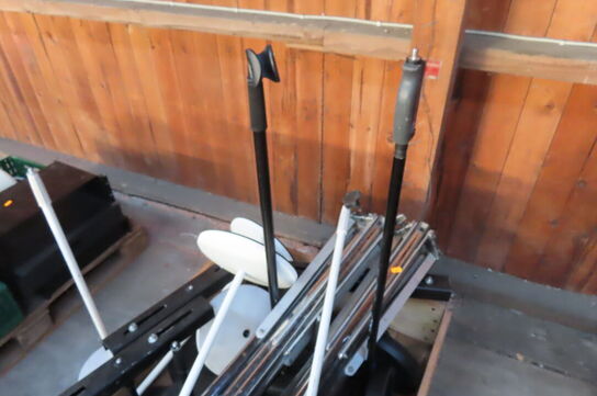 Palle med mikrofonstativer