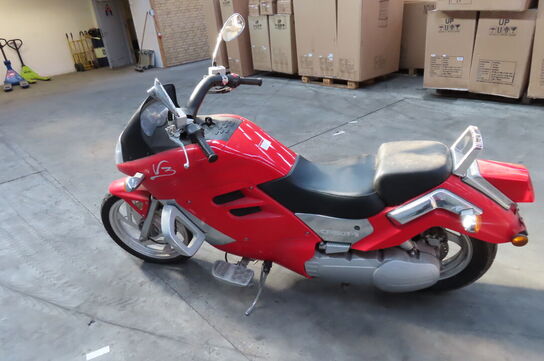 Motorcykel CF Moto V3