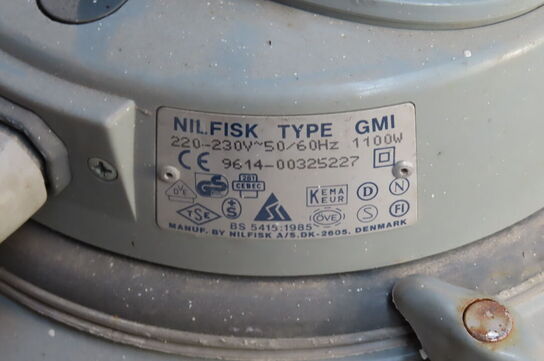 Industristøvsuger NILFISK