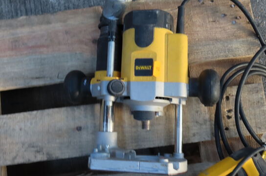 2 stk elværktøj DEWALT