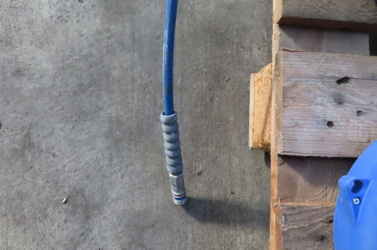 1 stk slangeopruller til luft L1 BERNER