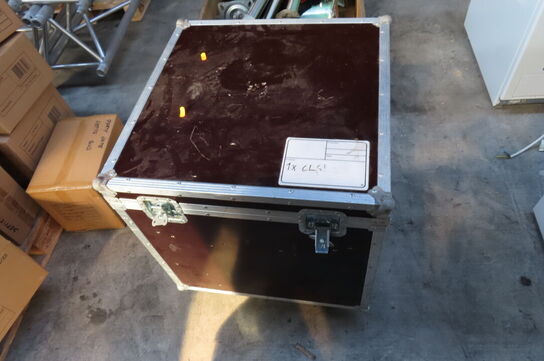Flightcase med 10 kasser