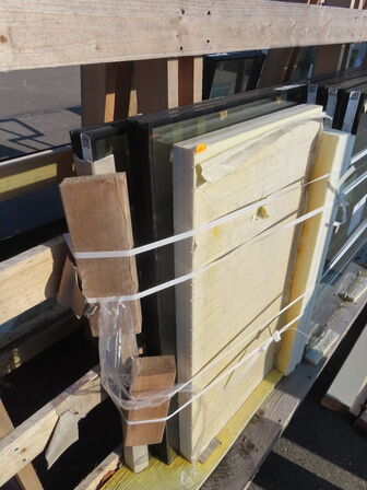 6 stk vinduesrammer samt glas