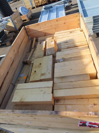 Palle med diverse træklodser