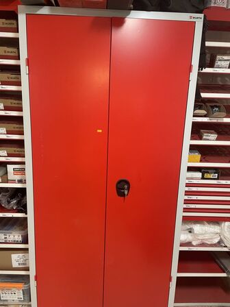 Skab med indhold WÜRTH