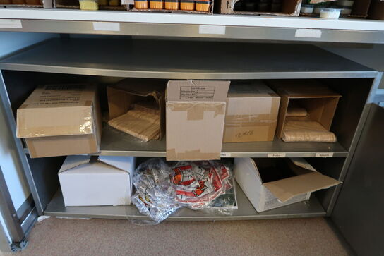 Disk med indhold (elektronik udstyr medfølger ikke)