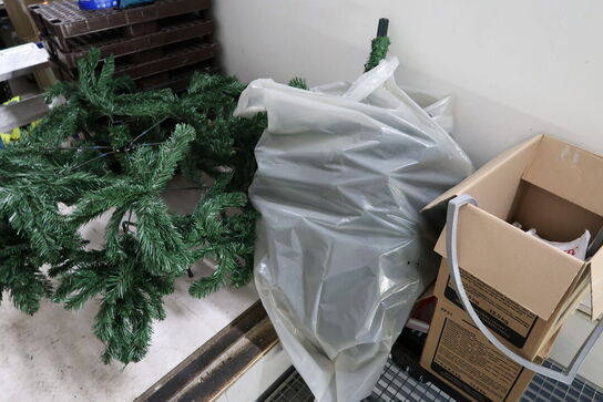 Kompressor, julepynt, støvsuger, fødevarereoler, mikrobølgeovn, printer m.m.