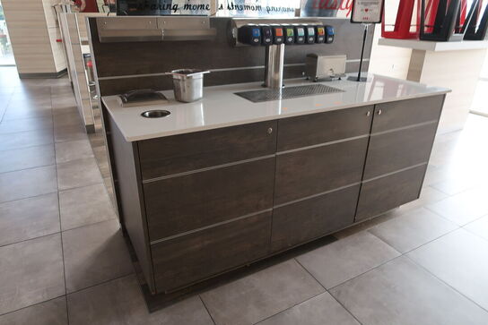 Disk med indhold (sodavandsdispenser medfølger ikke)