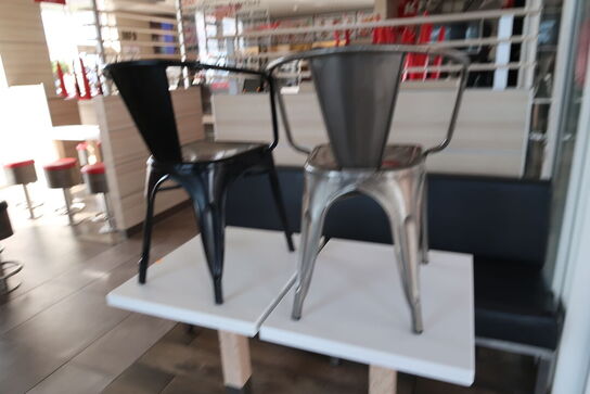 3 stk. borde med 4 stk. stole samt bænk