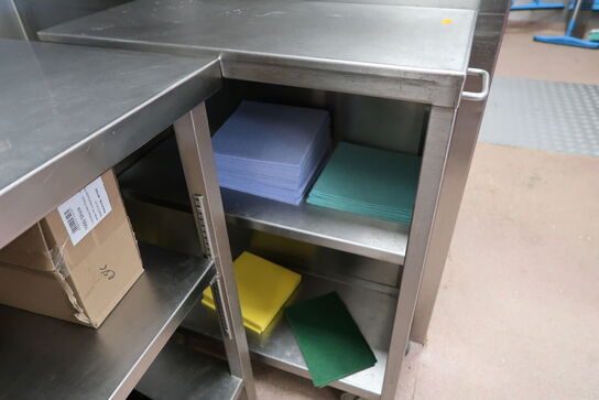 Rustfri stålopbevaringsvogn samt rustfri stålhylde med indhold