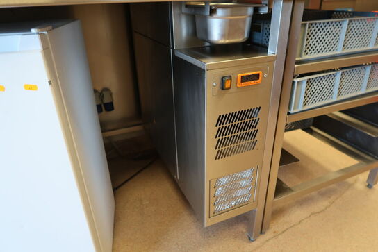 Rustfri stålbord med køleenhed (varmeskab medfølger ikke)