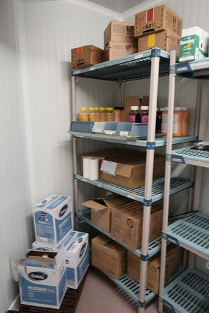 Fødevarereol METRO MAX uden indhold