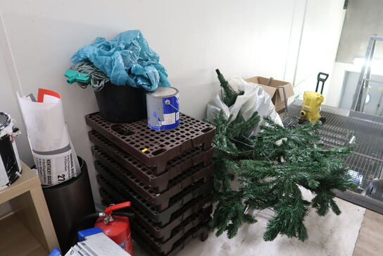 Kompressor, julepynt, støvsuger, fødevarereoler, mikrobølgeovn, printer m.m.