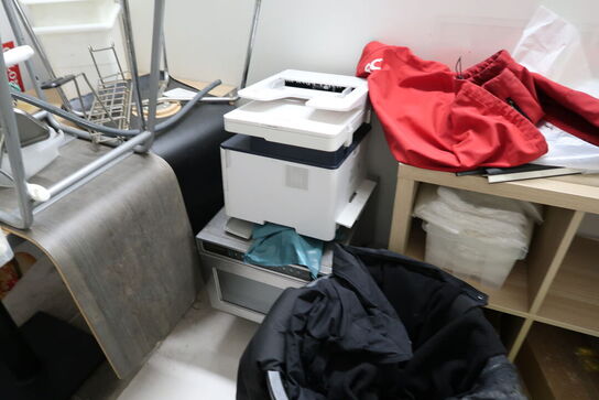 Kompressor, julepynt, støvsuger, fødevarereoler, mikrobølgeovn, printer m.m.