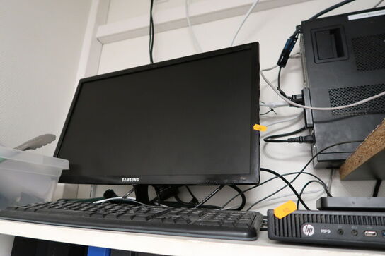 Computerskærm SAMSUNG, tastatur, computer HP MP9