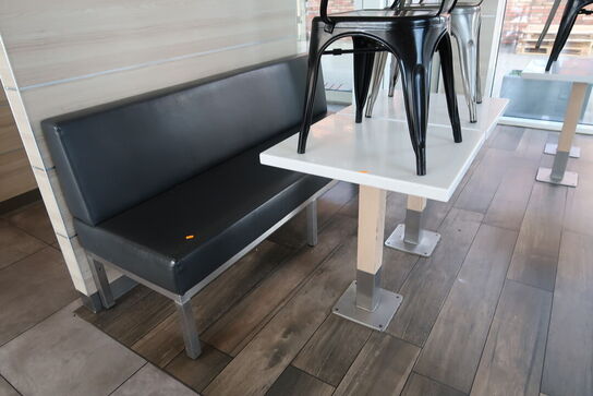 3 stk. borde med 4 stk. stole samt bænk