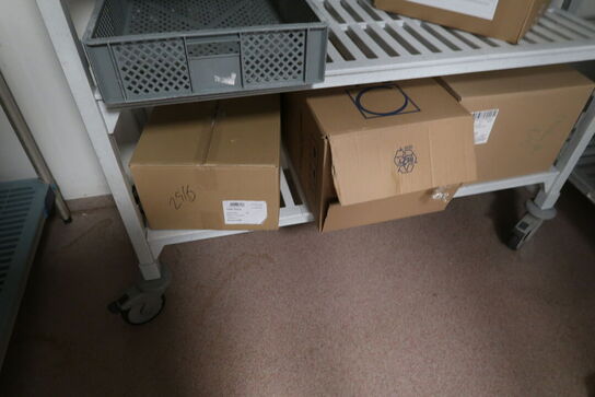 Fødevarereol med indhold