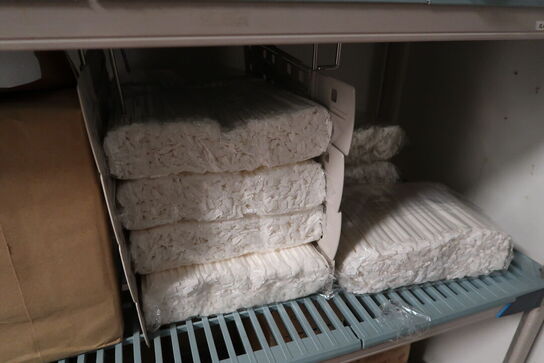 Fødevarereol METRO MAX med indhold