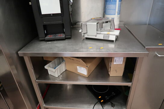 Rustfri stålbord med indhold (maskiner medfølger ikke)