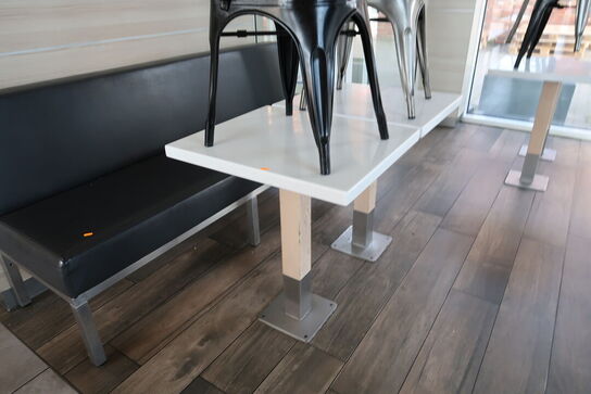 3 stk. borde med 4 stk. stole samt bænk