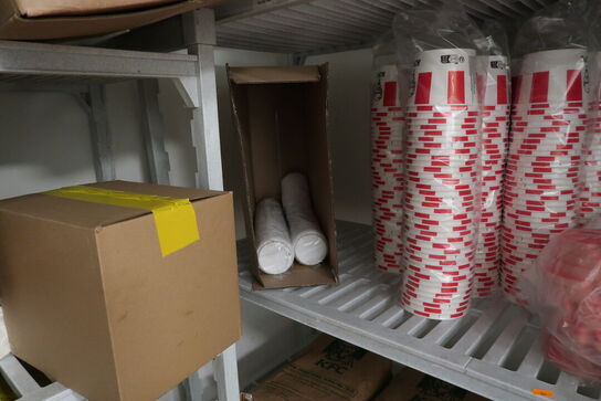 Fødevarereol med indhold