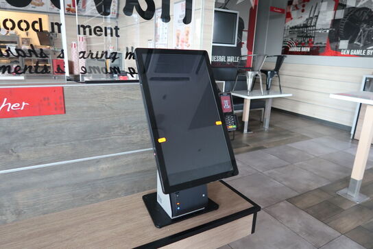 All-in-one touch computer ELO ESY22i5 med bonprinter (betalingsterminal medfølger ikke)