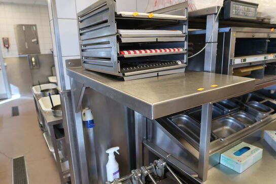 Rustfri stålbord med indhold (uden paninigrill)