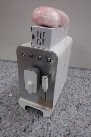 Espressomaskine SMEG BCC02