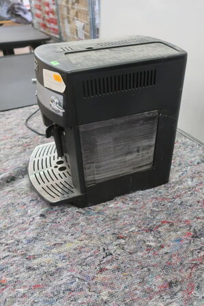 Kaffemaskine DELONGHI MAGNIFICA