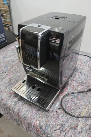 Kaffemaskine DELONGHI DINAMICA