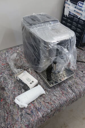 Kaffemaskine DELONGHI MAGNIFICA S Smart