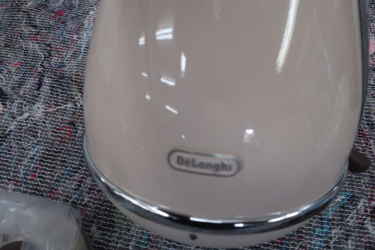 Elkedel DELONGHI KBOV2001