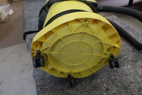 Støvsuger KÄRCHER MV 3