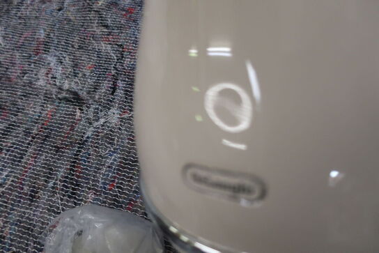 Elkedel DELONGHI KBOV2001