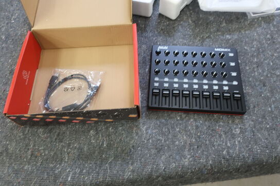 Mixer AKAI PROF. MIDIMIX