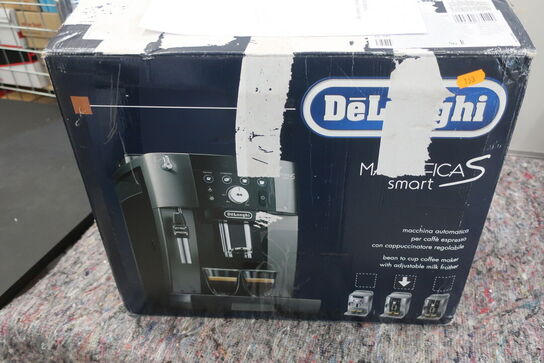 Kaffemaskine DELONGHI MAGNIFICA S Smart
