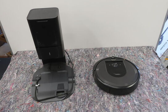 Robotstøvsuger iROBOT ROOMBA i7+ med tømmestation
