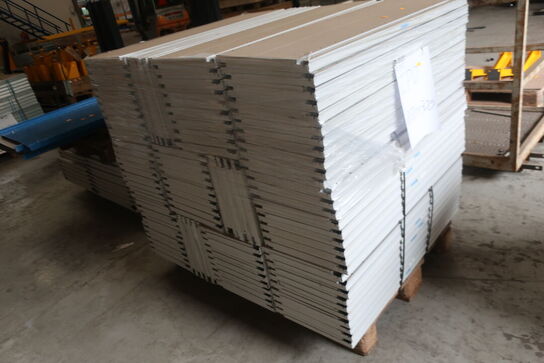 Palle med hylder til lagerreoler 970x300