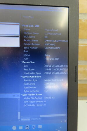 Bærbar computer LENOVO 