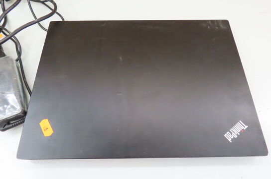 Bærbar computer LENOVO E495