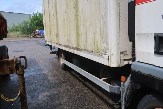 Lastbil MAN TGL 8.180