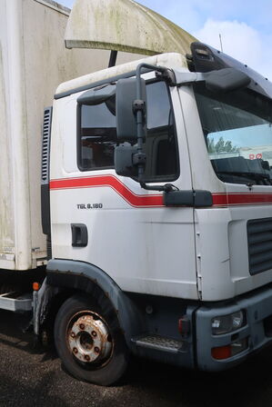 Lastbil MAN TGL 8.180