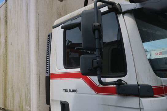 Lastbil MAN TGL 8.180